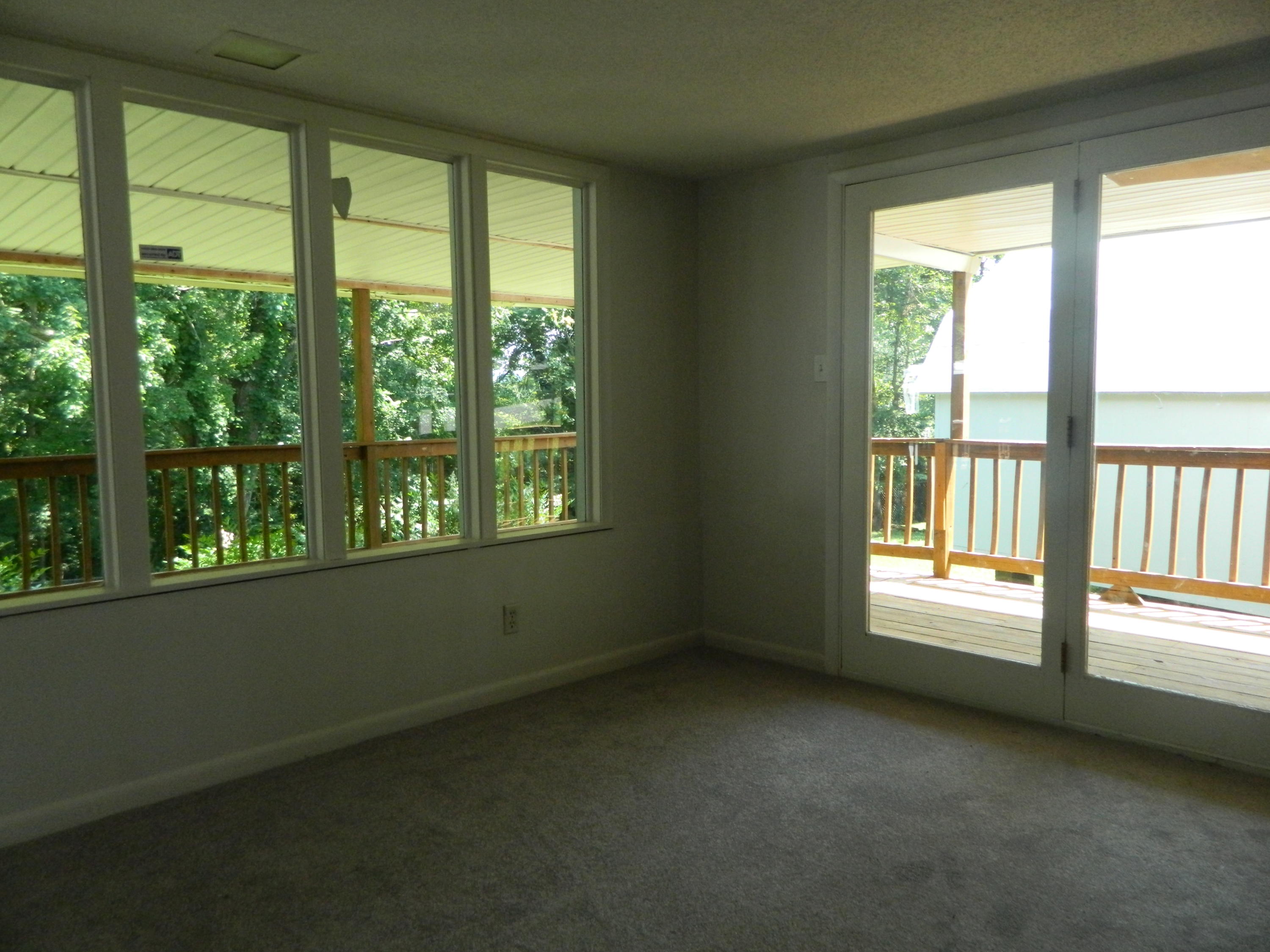 203 Jonathan Place Oak Ridge, TN 37830 - Photo 12 of 20 DSCN3309