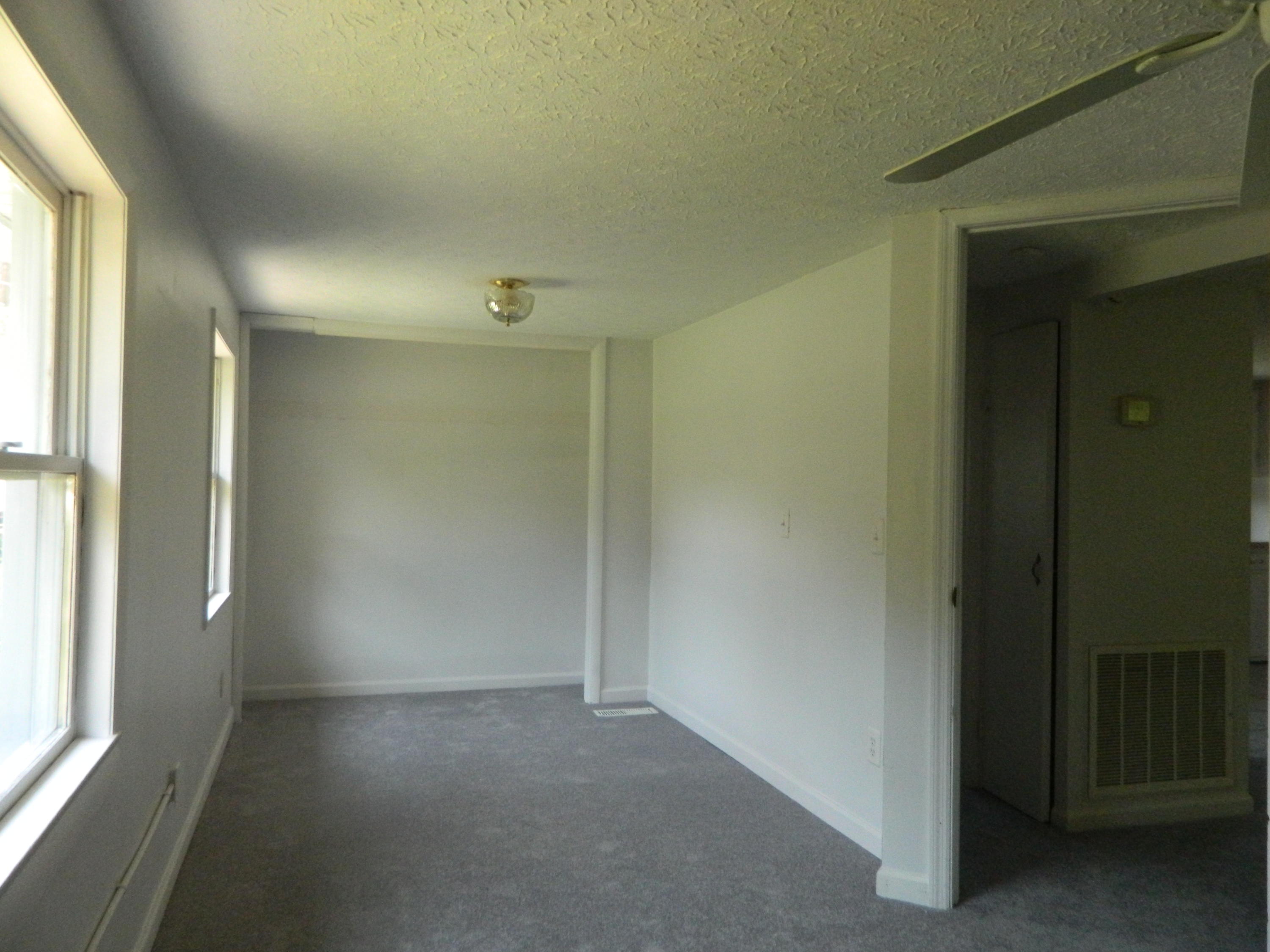 203 Jonathan Place Oak Ridge, TN 37830 - Photo 8 of 20 DSCN3304