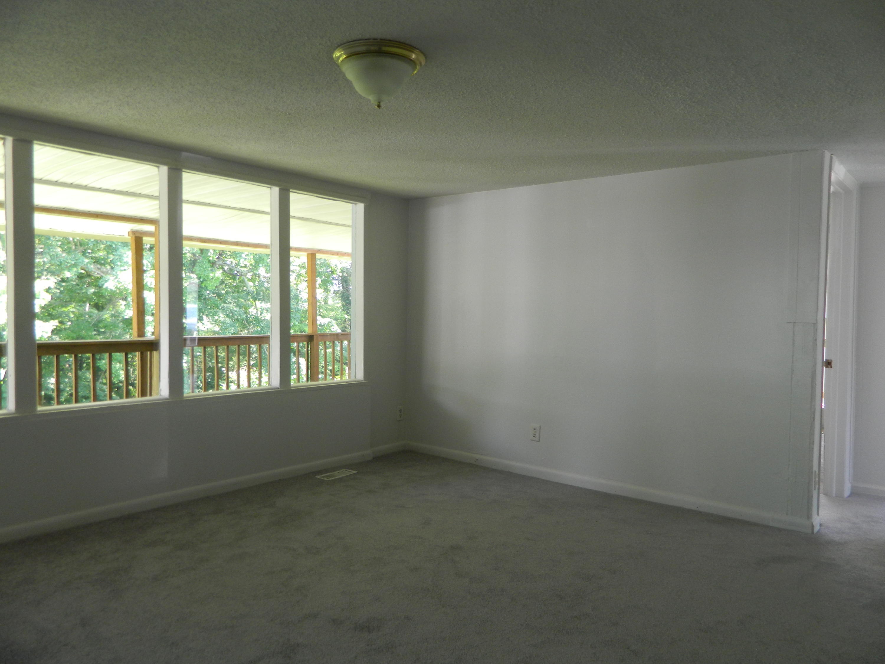 203 Jonathan Place Oak Ridge, TN 37830 - Photo 9 of 20 DSCN3306