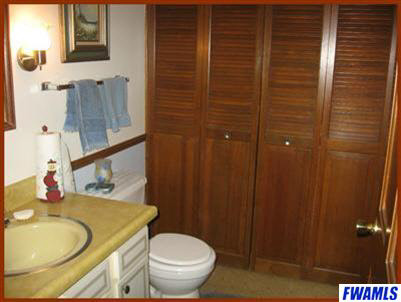 6232 West Maple Grove Road Huntington, IN 46750 - Photo 17 of 19 Gallery Image 17