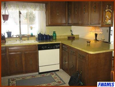 6232 West Maple Grove Road Huntington, IN 46750 - Photo 9 of 19 Gallery Image 9