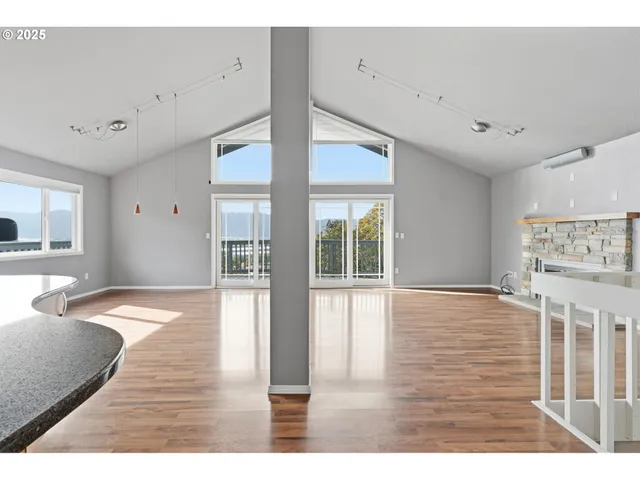 $625,000 | 5239 North Emerson Drive, Portland, OR 97217