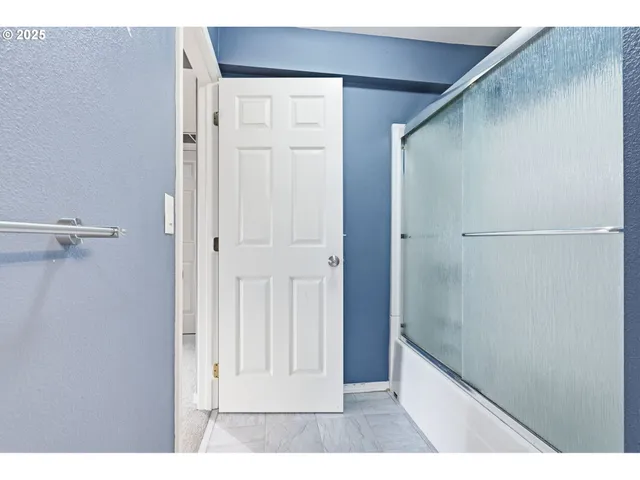 $625,000 | 5239 North Emerson Drive, Portland, OR 97217