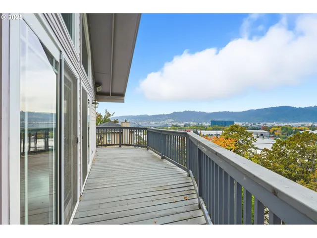 $625,000 | 5239 North Emerson Drive, Portland, OR 97217