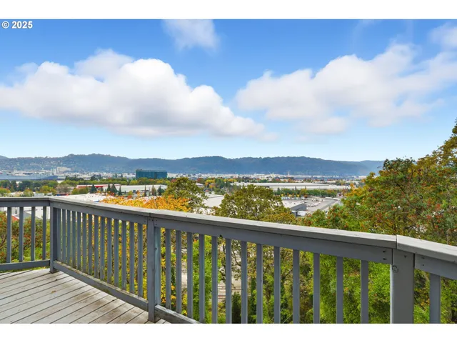 $625,000 | 5239 North Emerson Drive, Portland, OR 97217