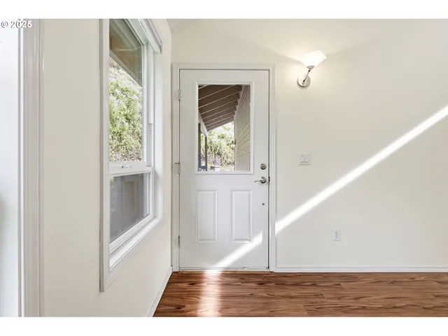 $625,000 | 5239 North Emerson Drive, Portland, OR 97217