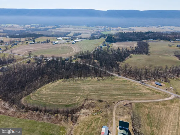 $379,900 | 149 Alice Lane, Port Royal, PA 17082