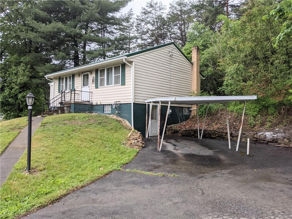 591 Mercer Road Beaver Falls, PA 15010 - Photo 2 of 22 Gallery Image 2