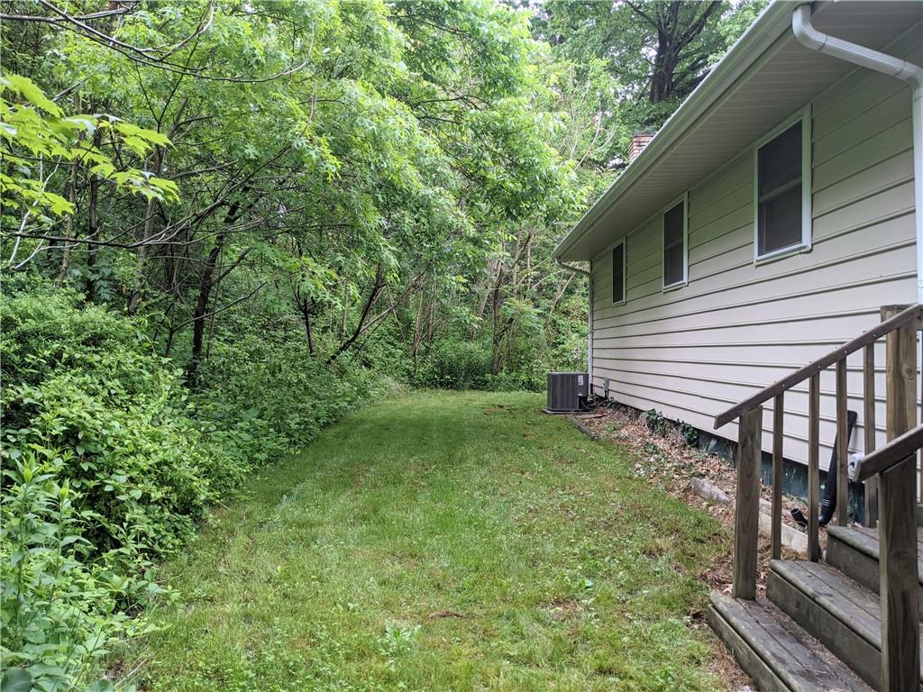 591 Mercer Road Beaver Falls, PA 15010 - Photo 4 of 22 Gallery Image 4