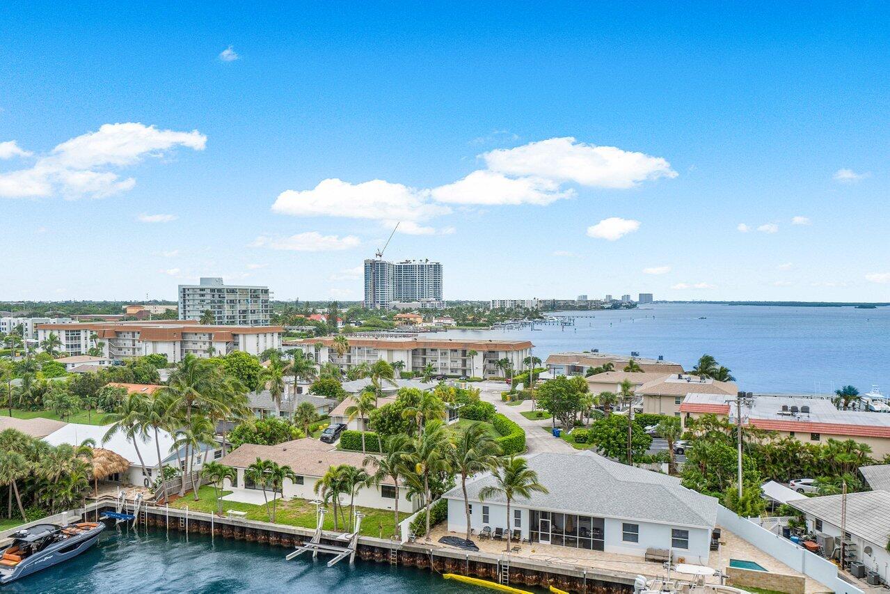 2650 Lake Shore Drive, Unit 701 Riviera Beach, FL 33404 - Photo 36 of 64 a view of a city