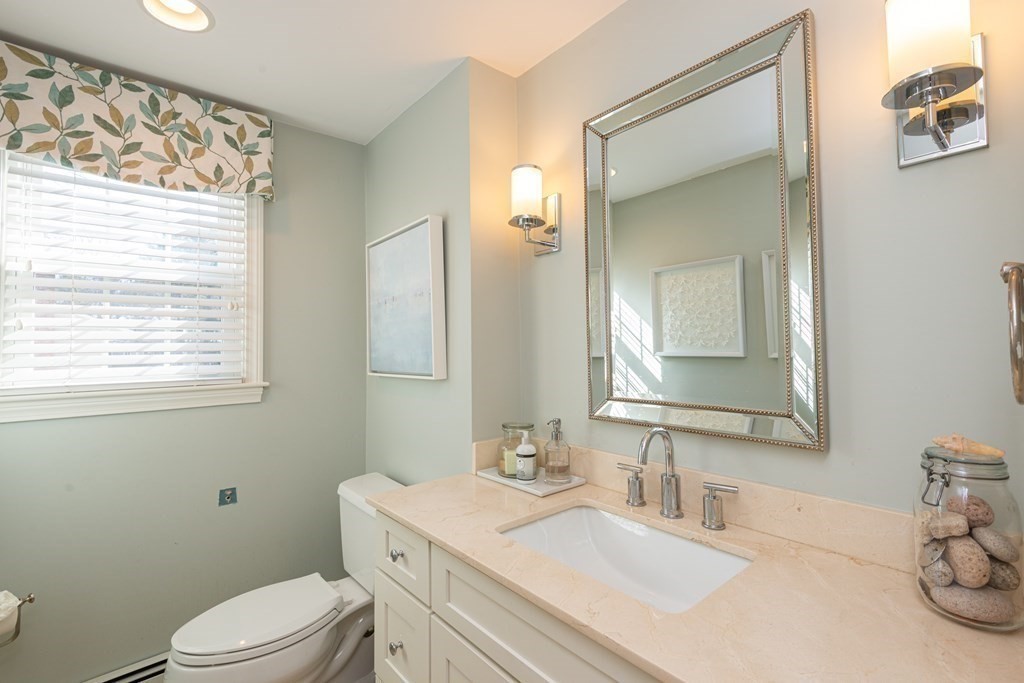 74 Old Post Road Walpole, MA 02032 - Photo 19 of 41 Gallery Image 19