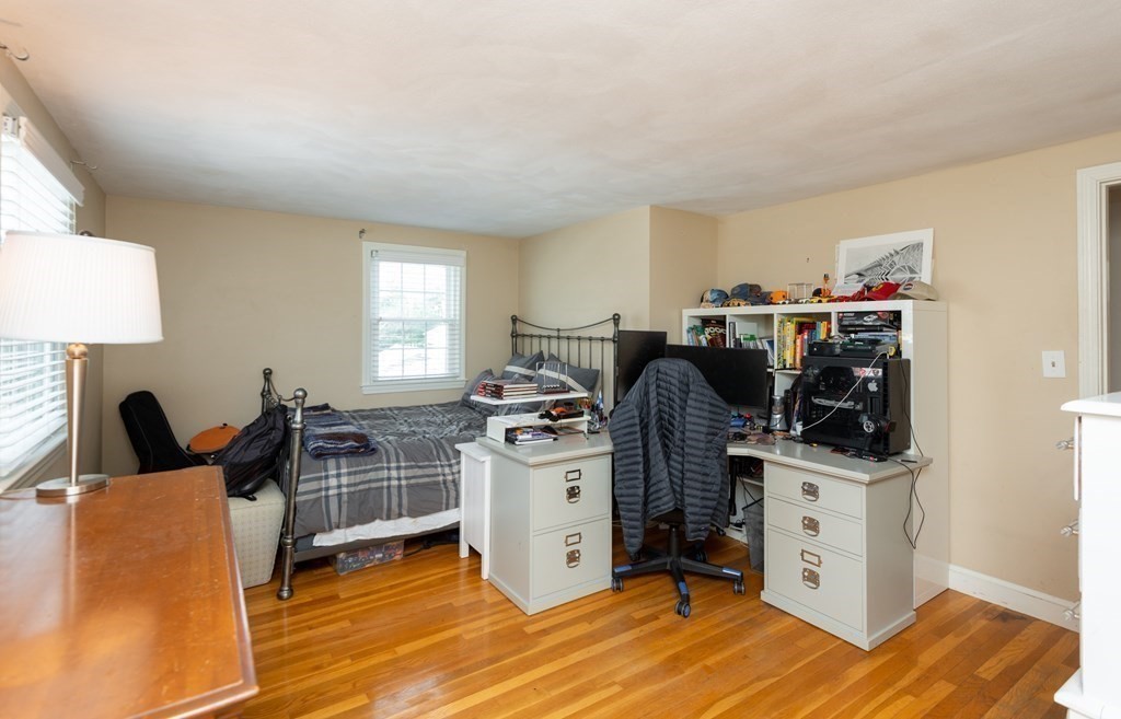 74 Old Post Road Walpole, MA 02032 - Photo 29 of 41 Gallery Image 29