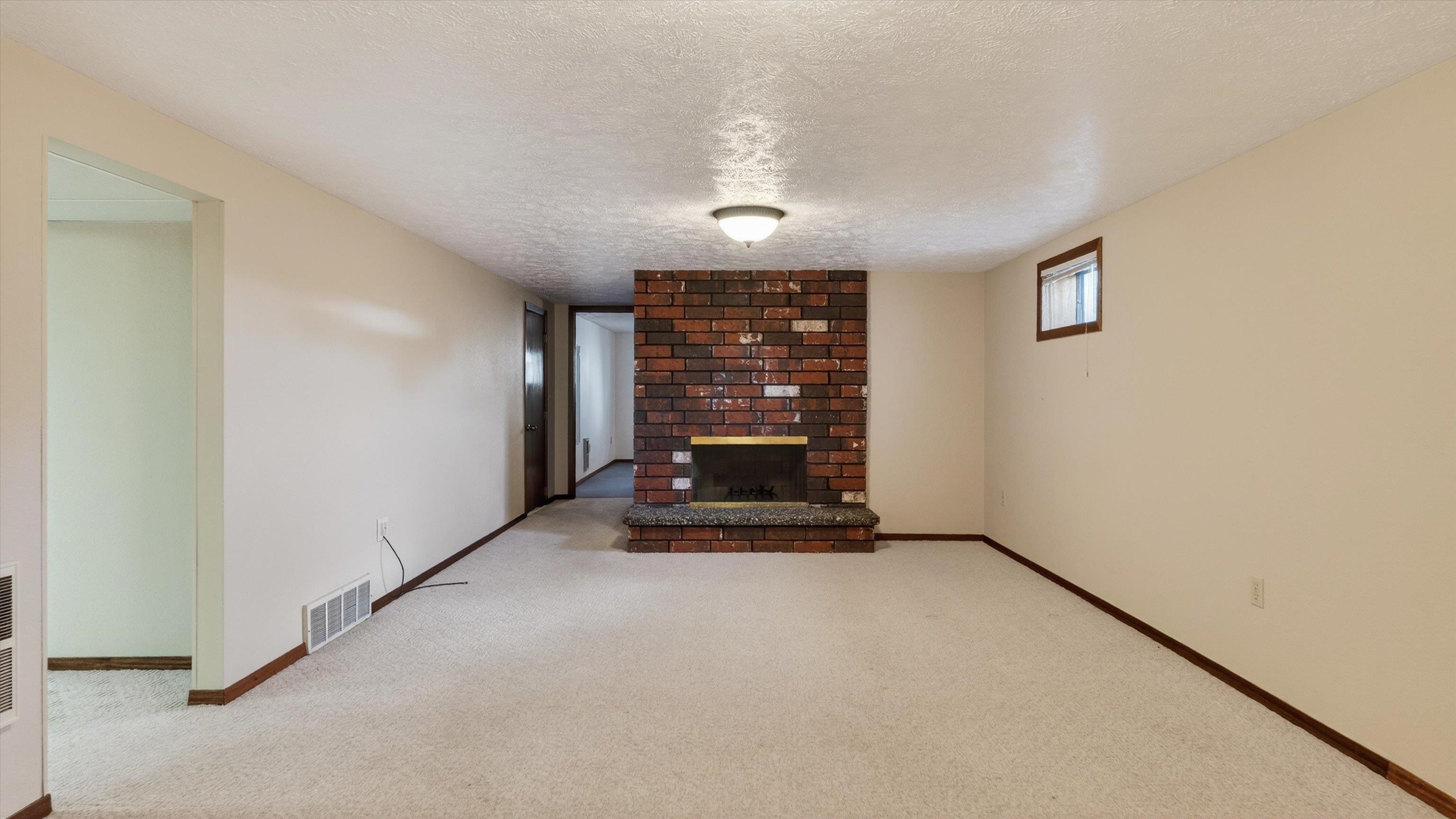 5923 West Tepee Court Spokane, WA 99208 - Photo 16 of 27