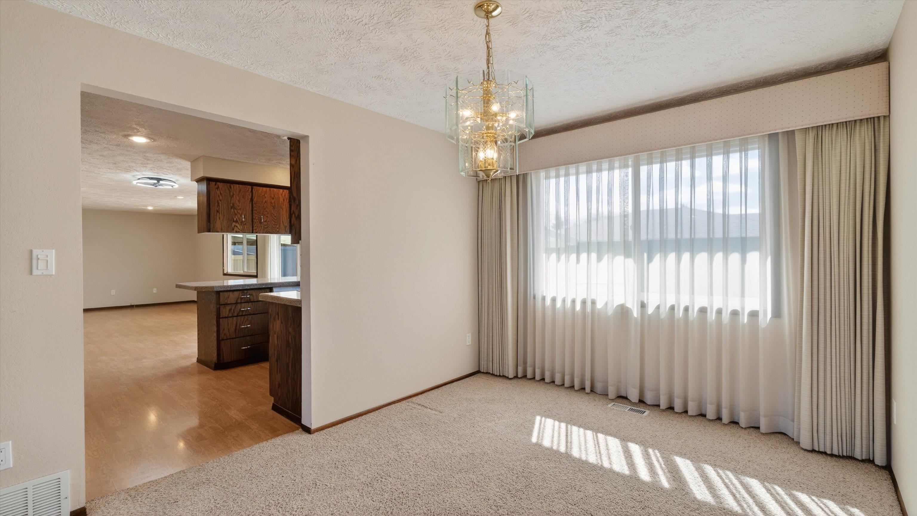 5923 West Tepee Court Spokane, WA 99208 - Photo 3 of 27