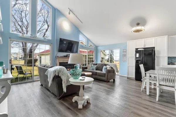 $310,000 | 1737 Cottage Drive, Unit 718, Geneva, WI 53147