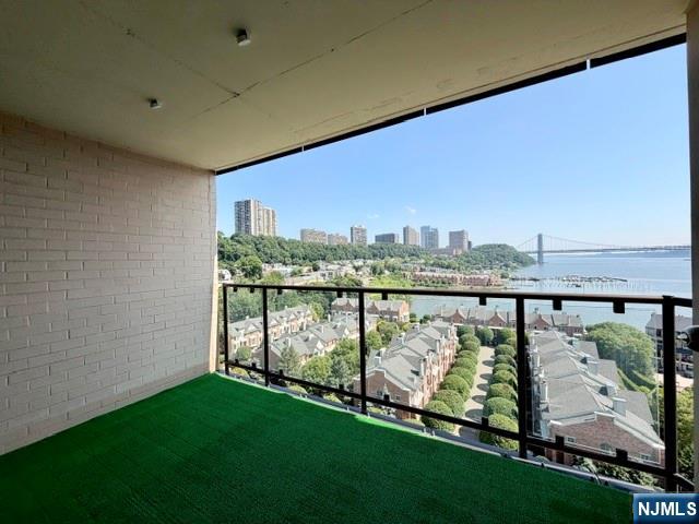1203 River Road, Unit 12D Edgewater, NJ 07020 - Photo 15 of 25