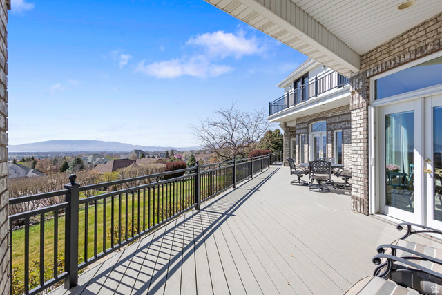 684 North Summit Way Alpine, UT 84004 - Photo 17 of 58 Wooden deck featuring a residential view and a yard