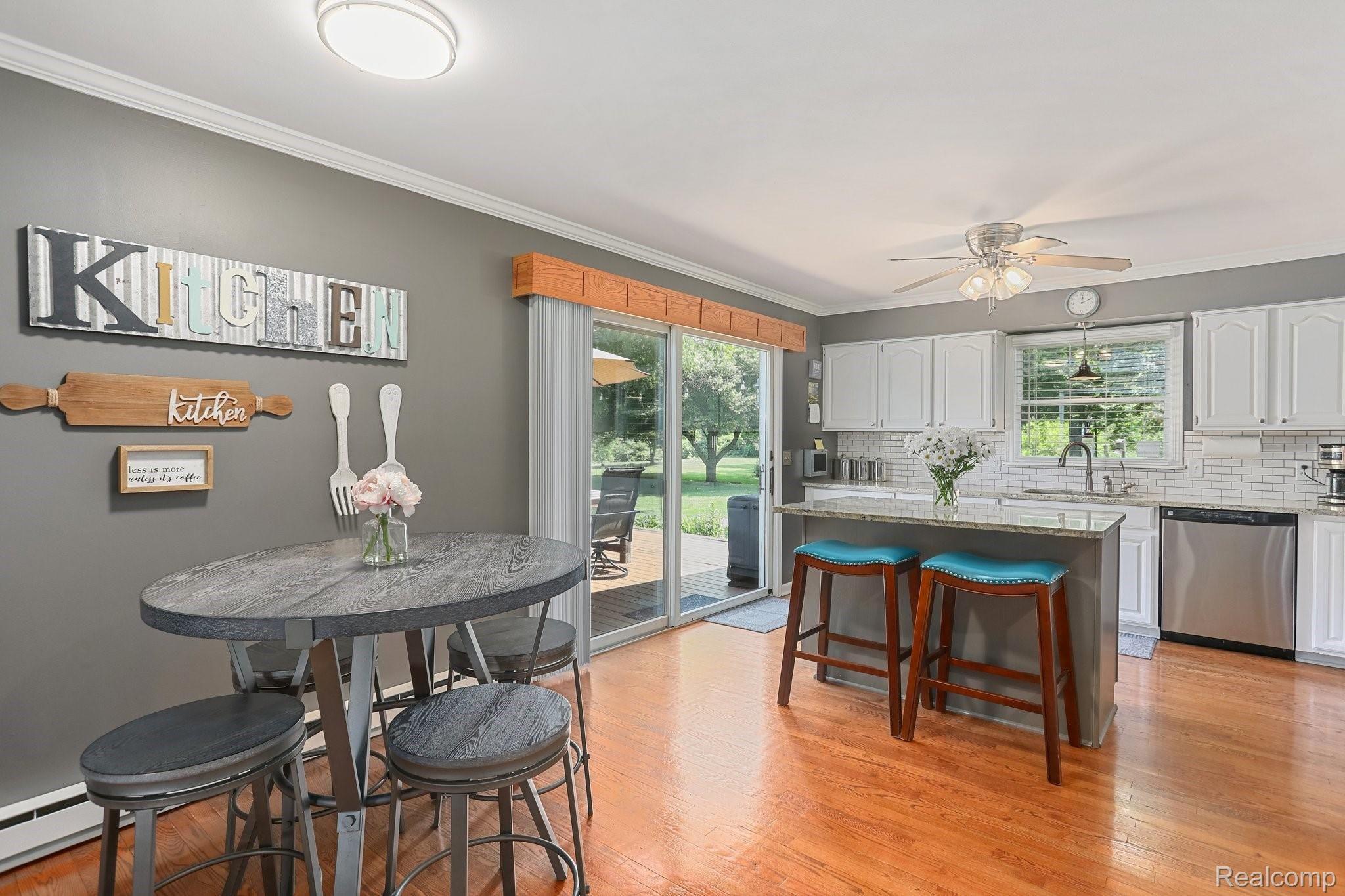 4721 Rochester Road Dryden, MI 48428 - Photo 7 of 33 Beautiful kitchen with eat in breakfast nook.