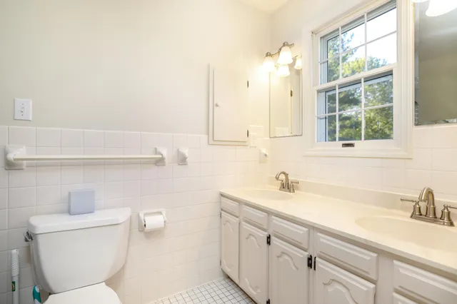 $554,900 | 421 Lowry Court Northwest, Rochester, MN 55901