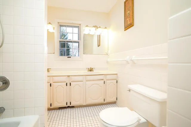 $554,900 | 421 Lowry Court Northwest, Rochester, MN 55901