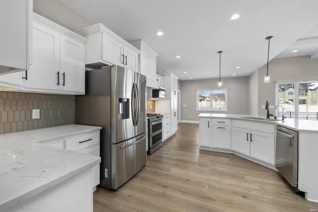 $509,900 | 641 Sandringham Pass, Fort Wayne, IN 46845