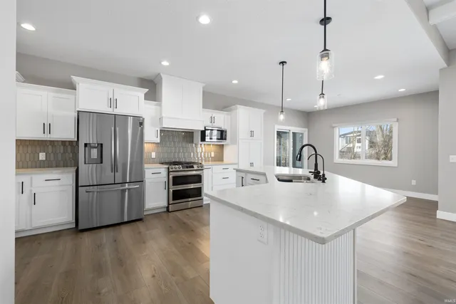 $509,900 | 641 Sandringham Pass, Fort Wayne, IN 46845