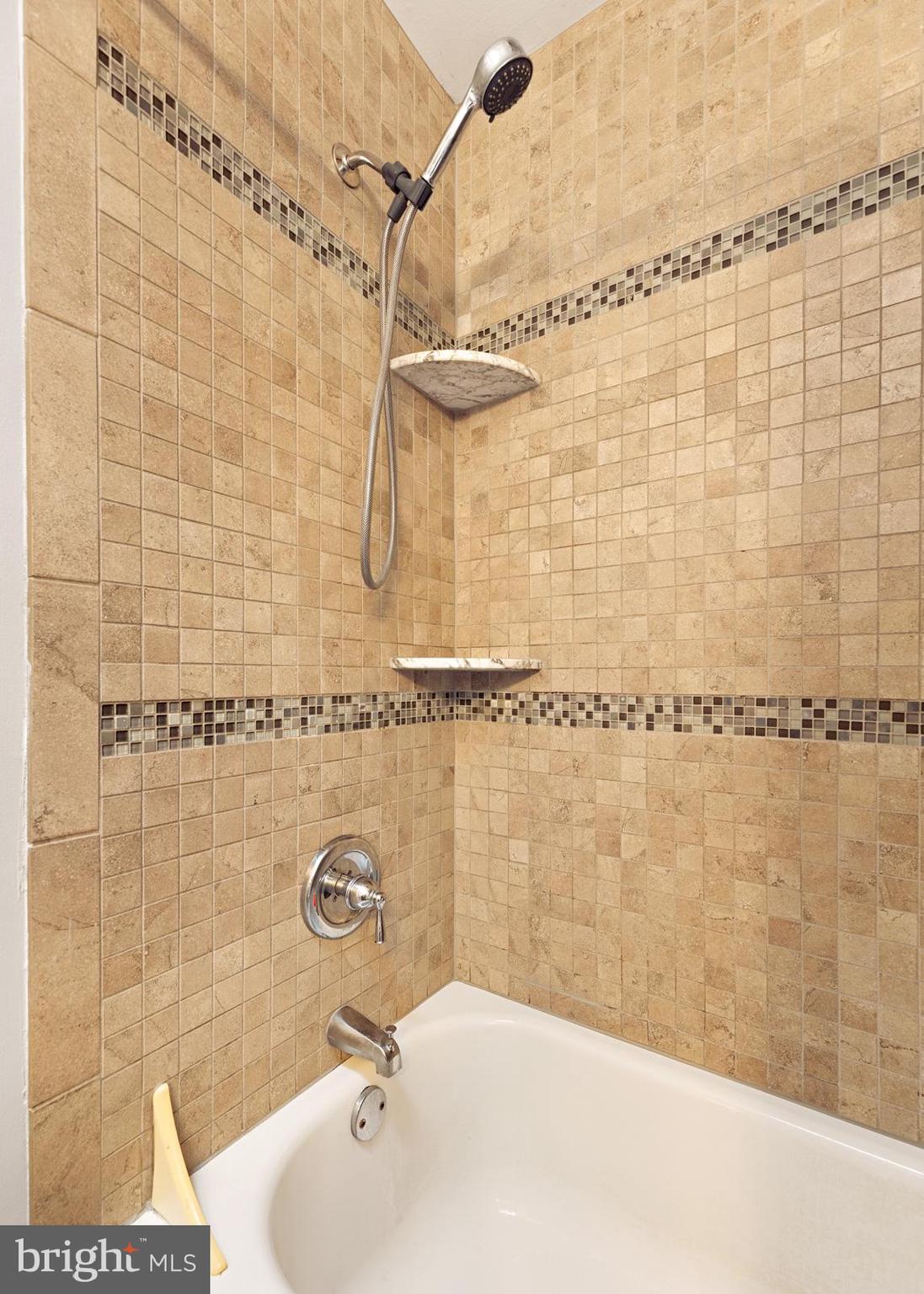 3800 Salina Road Philadelphia, PA 19154 - Photo 20 of 36 Gallery Image 20