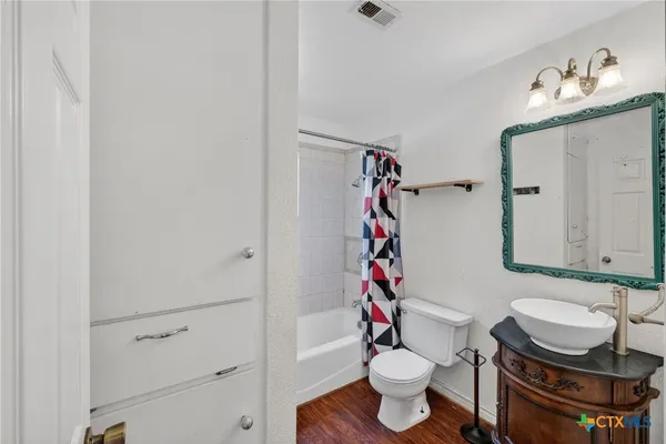 $1,650 | 14 Steele Street, Lampasas, TX 76550