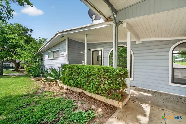 $1,650 | 14 Steele Street, Lampasas, TX 76550