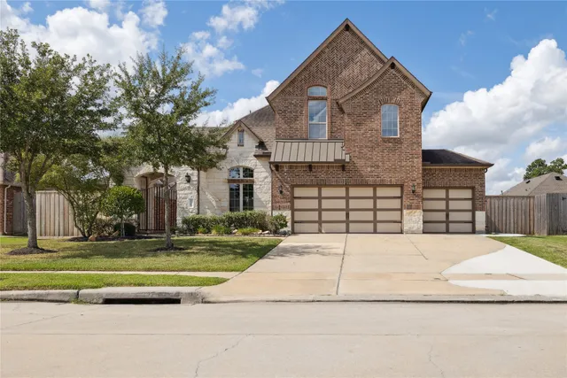 $3,800 | 19403 Sanctuary Robin Lane, Spring, TX 77388