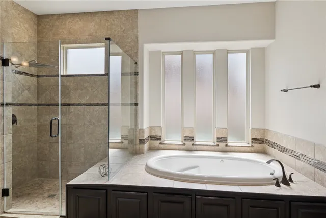 $3,800 | 19403 Sanctuary Robin Lane, Spring, TX 77388