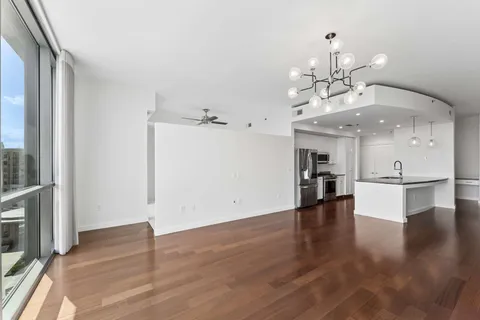 $625,000 | 900 20th Avenue South, Unit 1006, Nashville, TN 37212