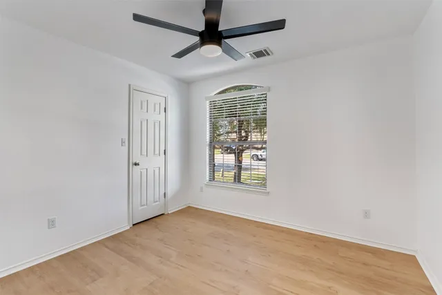 $2,000 | 105 Peggy Cove, Liberty Hill, TX 78642