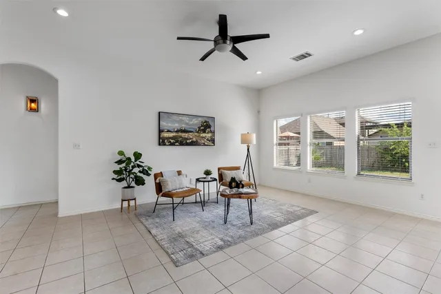 $2,000 | 105 Peggy Cove, Liberty Hill, TX 78642