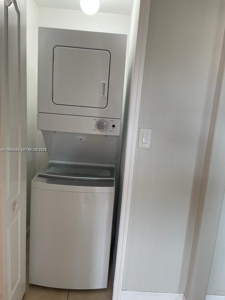 1663 Southeast 29th Street, Unit 206 Homestead, FL 33035 - Photo 13 of 19