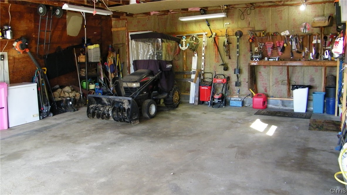 852 County Rte 11 West Monroe, NY 13167 - Photo 20 of 22 Attached 2 car garage.
