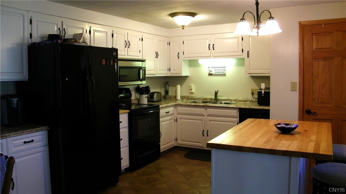 852 County Rte 11 West Monroe, NY 13167 - Photo 6 of 22