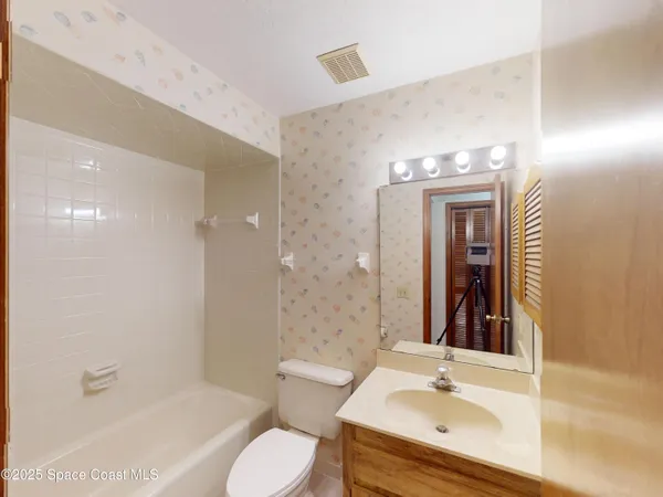 $1,850 | 9017 Manchester Lane, Unit 21E, West Melbourne, FL 32904