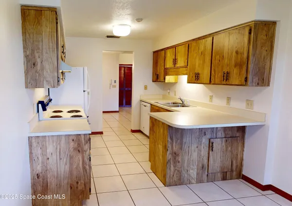 $1,850 | 9017 Manchester Lane, Unit 21E, West Melbourne, FL 32904