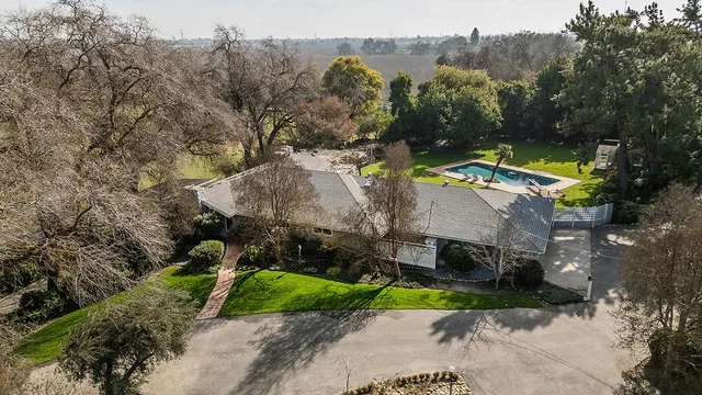 $1,550,000 | 3670 South Newmark Avenue, Sanger, CA 93657