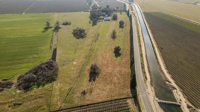 $1,550,000 | 3670 South Newmark Avenue, Sanger, CA 93657