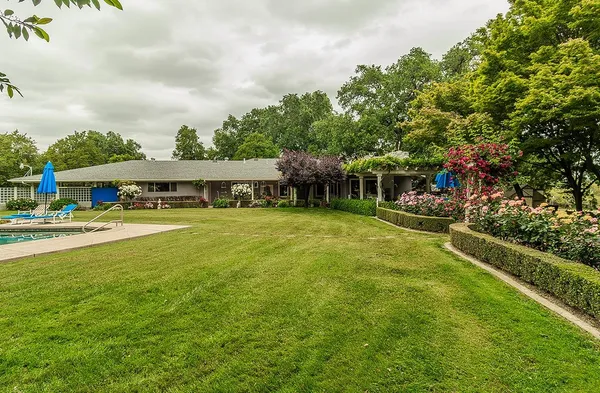 $1,550,000 | 3670 South Newmark Avenue, Sanger, CA 93657