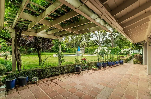 $1,550,000 | 3670 South Newmark Avenue, Sanger, CA 93657