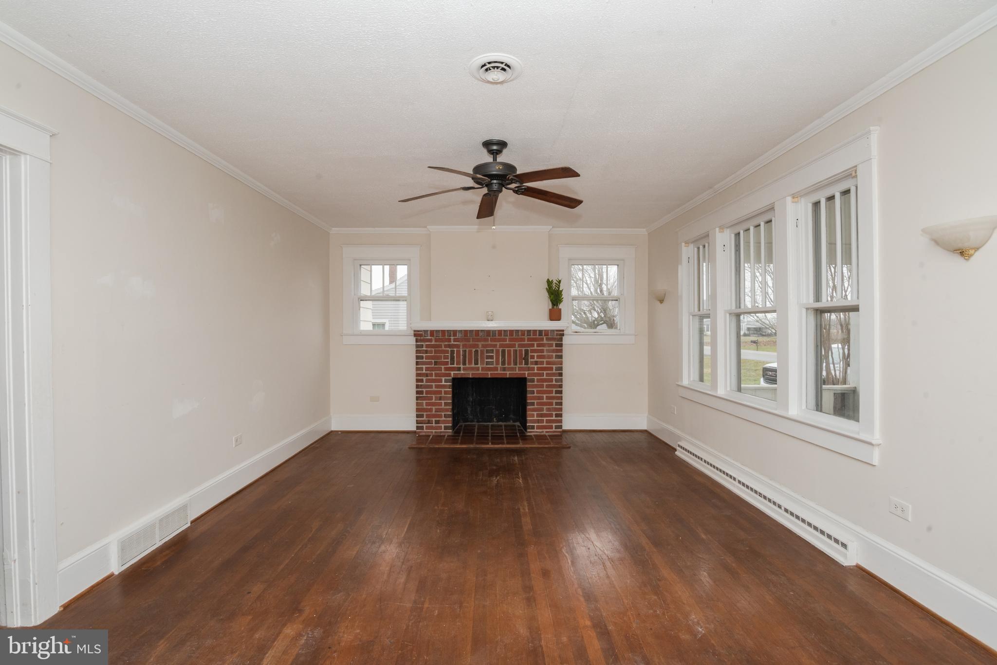 8549 Newark Road Newark, MD 21841 - Photo 4 of 51