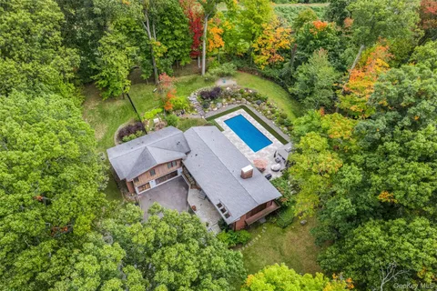 $1,799,000 | 52 Sprain Valley Road, Scarsdale, NY 10583