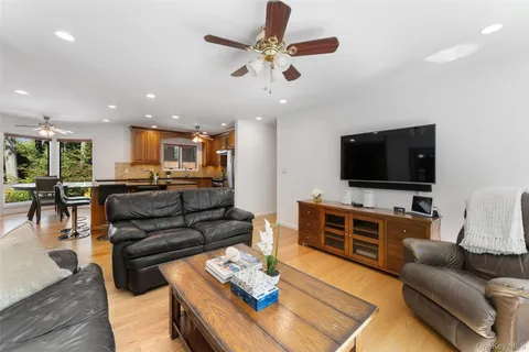 $1,799,000 | 52 Sprain Valley Road, Scarsdale, NY 10583