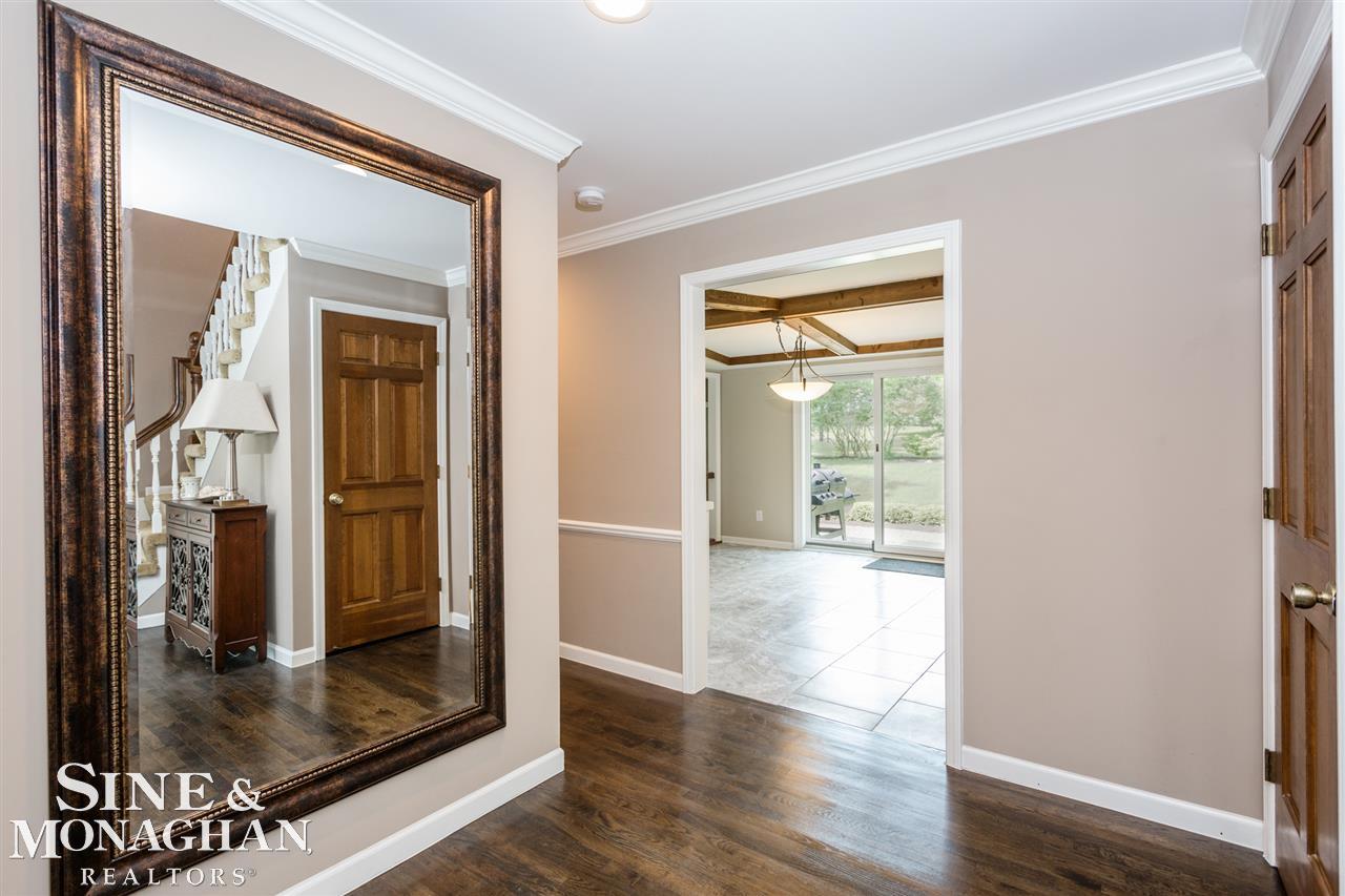 422 Lake Forest Road Rochester Hills, MI 48309 - Photo 38 of 59