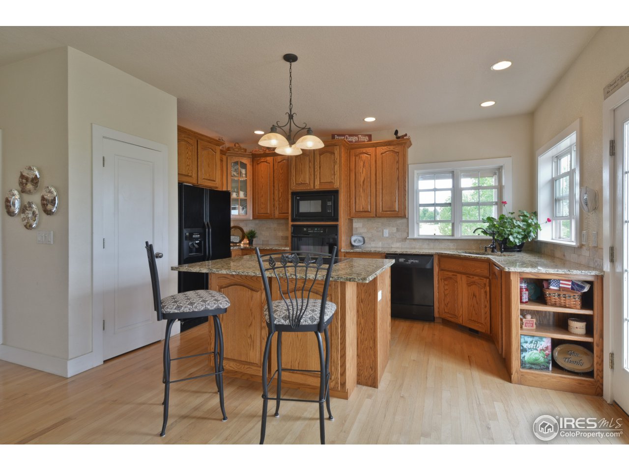 2329 Ranchero Road Longmont, CO 80504 - Photo 11 of 40 Kitchen