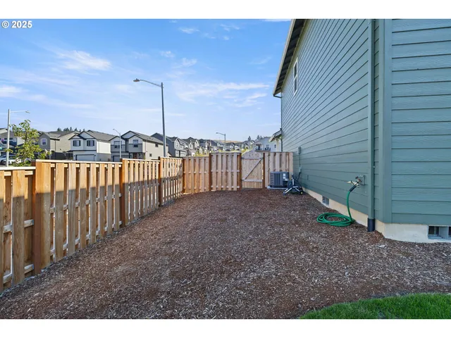 $525,000 | 2458 Northeast Sweetwater Road, Estacada, OR 97023