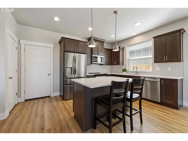 $525,000 | 2458 Northeast Sweetwater Road, Estacada, OR 97023